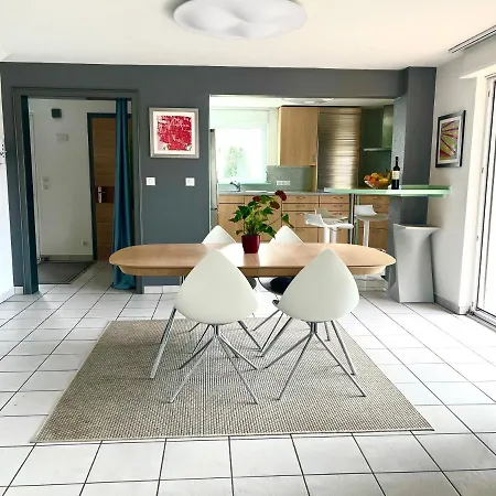 Villa Belle Maison Individuelle Avec Piscine